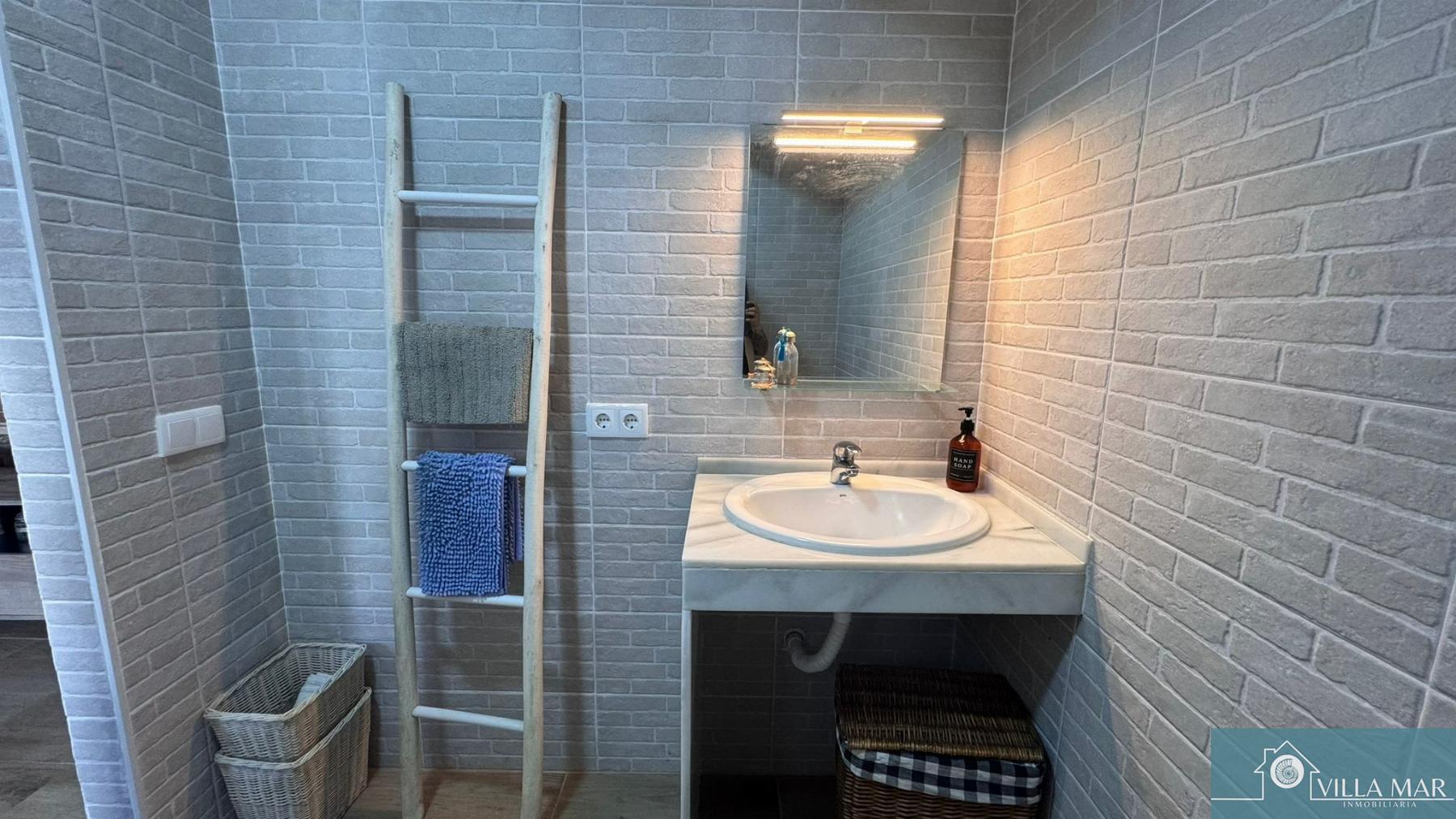 Venta de piso en Rota
