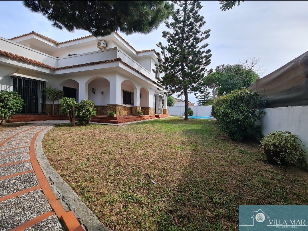 Venta de chalet en Rota