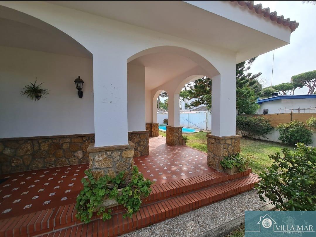 Venta de chalet en Rota