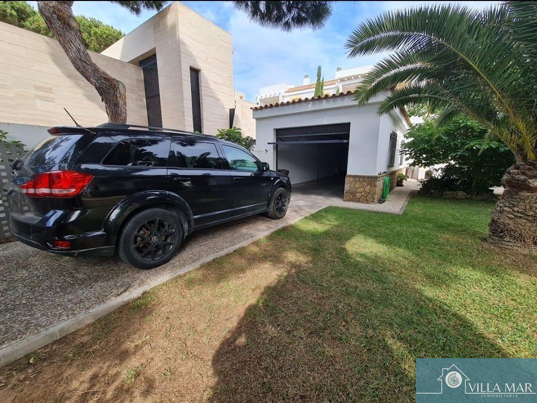 Venta de chalet en Rota