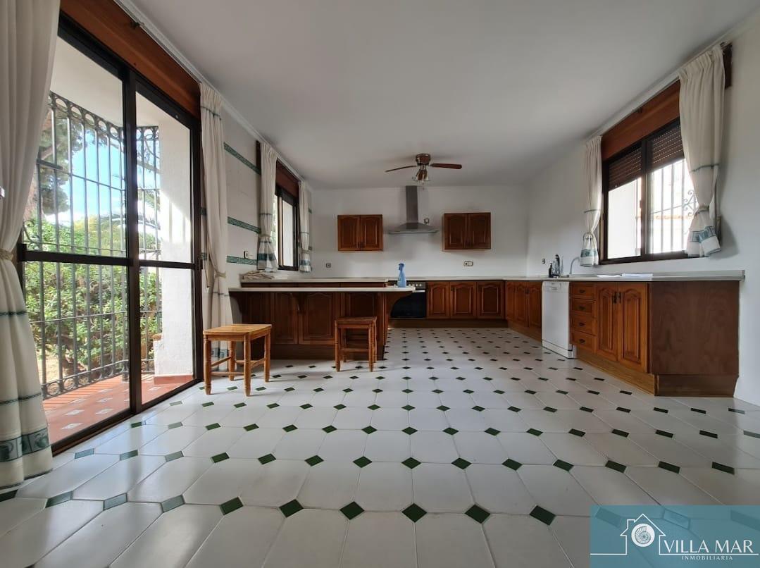 Venta de chalet en Rota