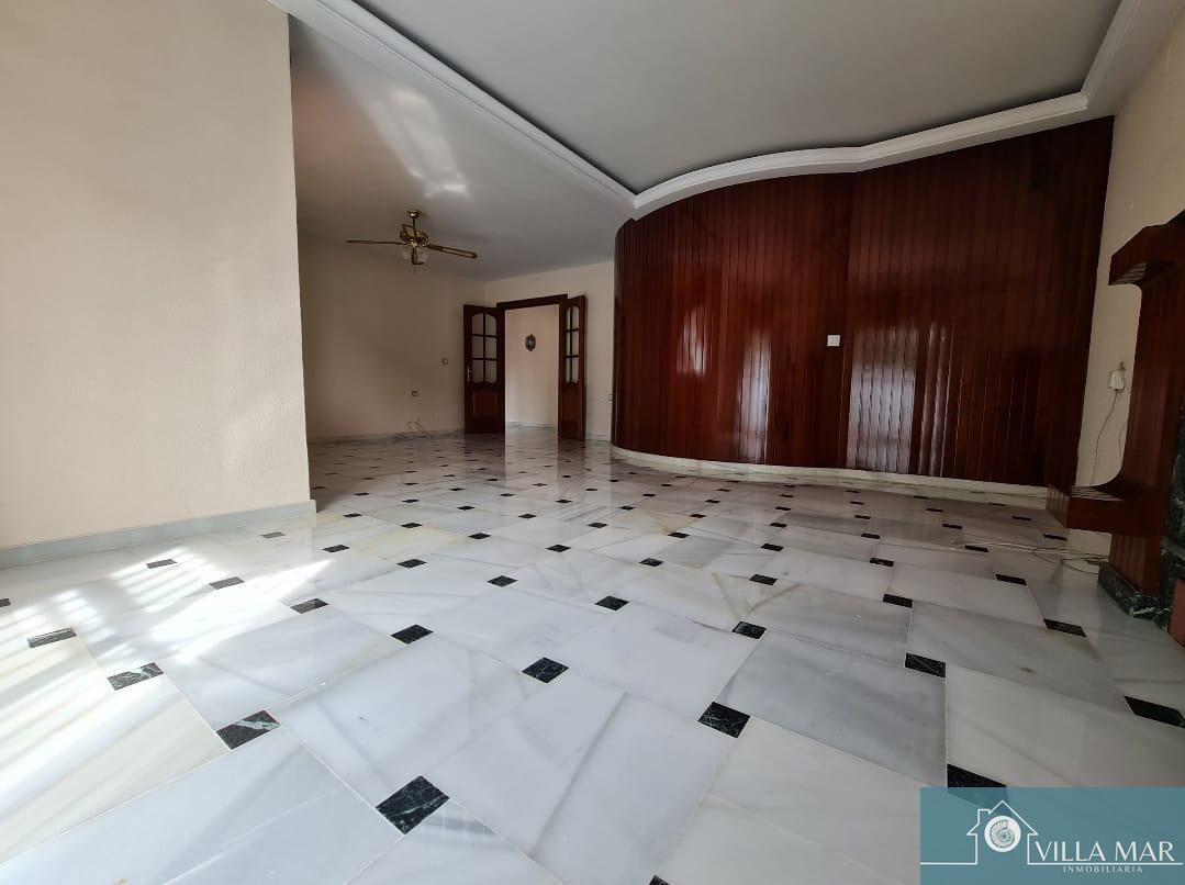 Venta de chalet en Rota