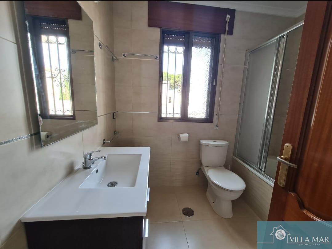 Venta de chalet en Rota