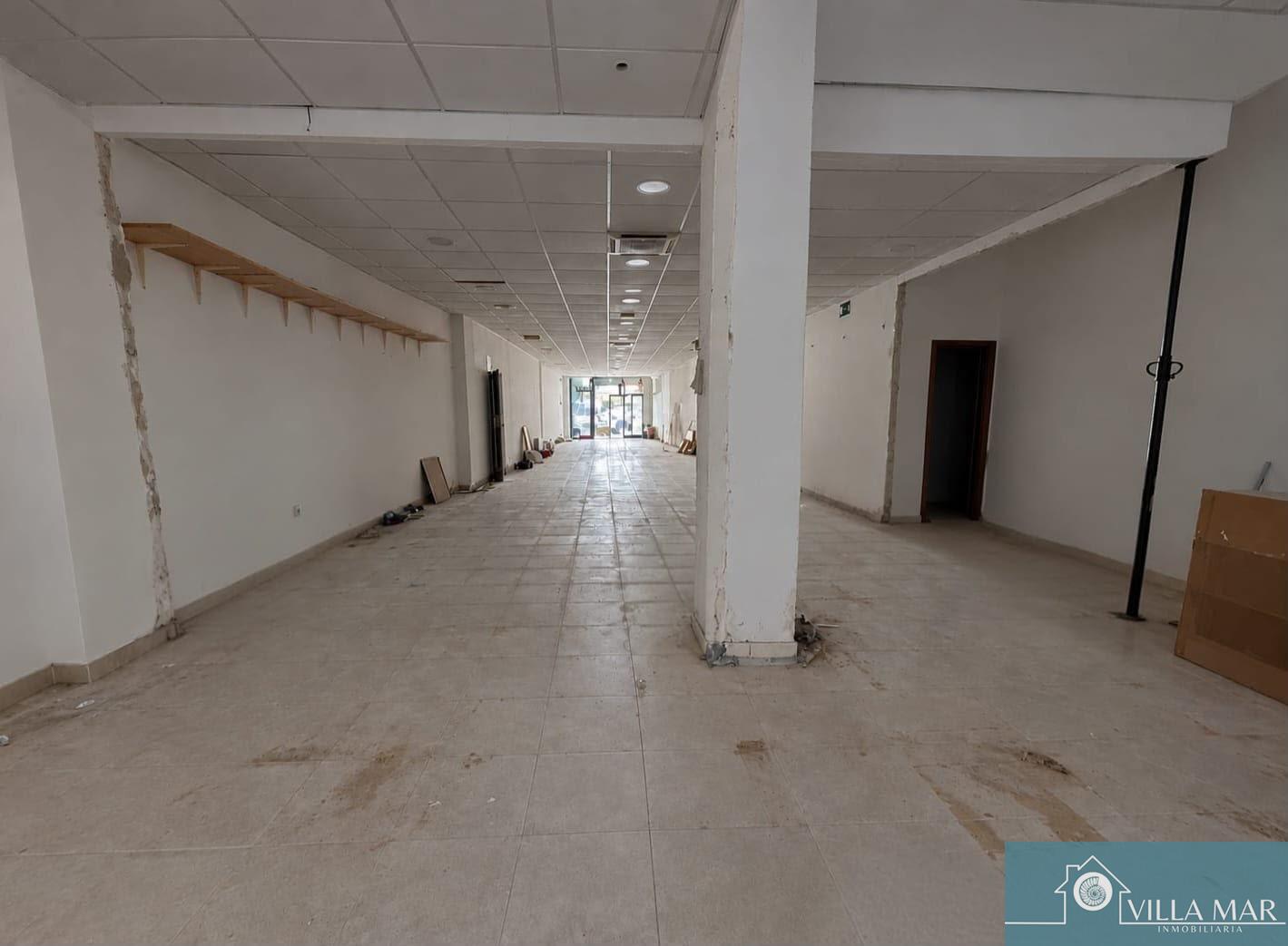 Venta de local en Rota