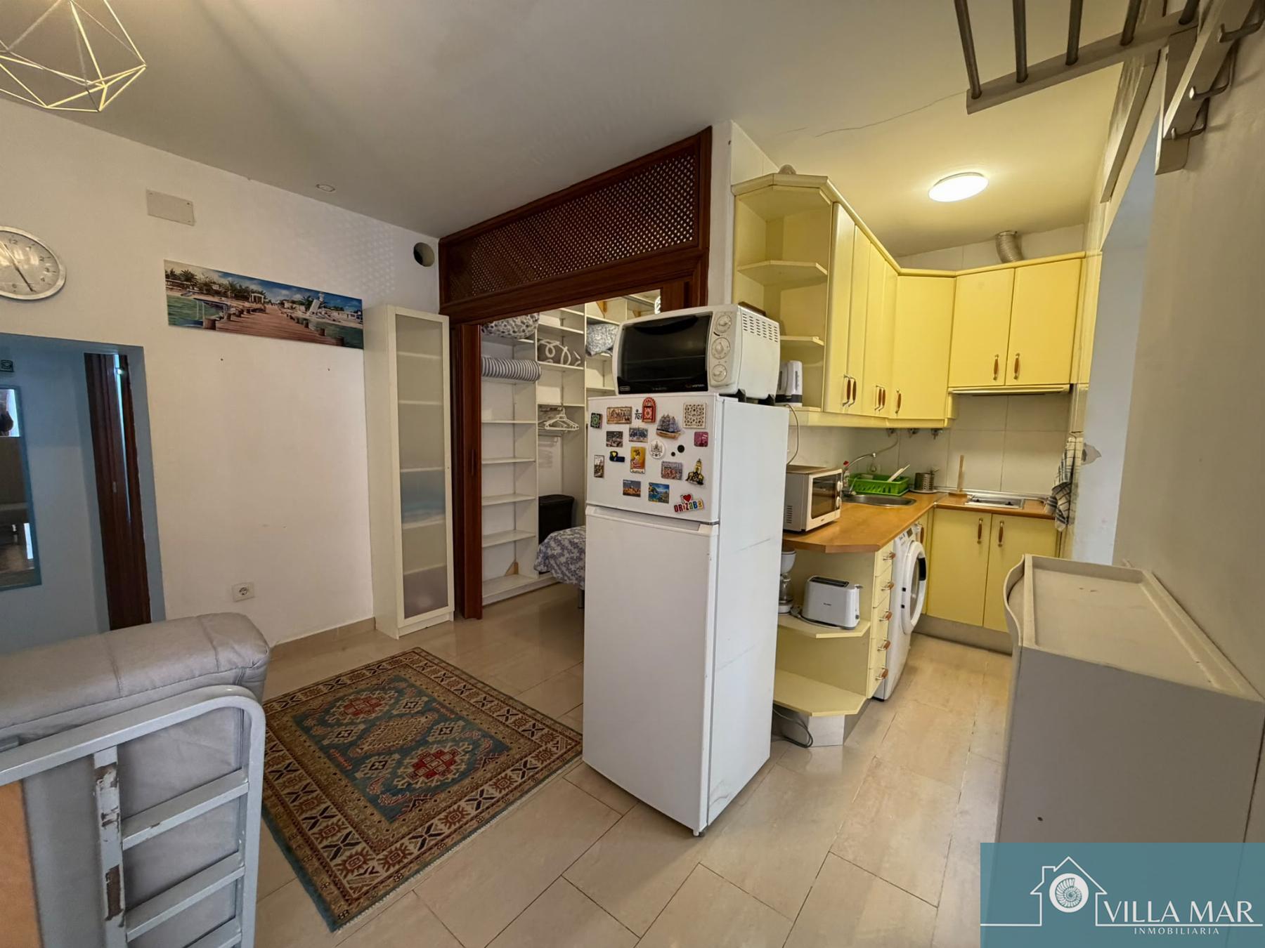 Venta de estudio en Rota