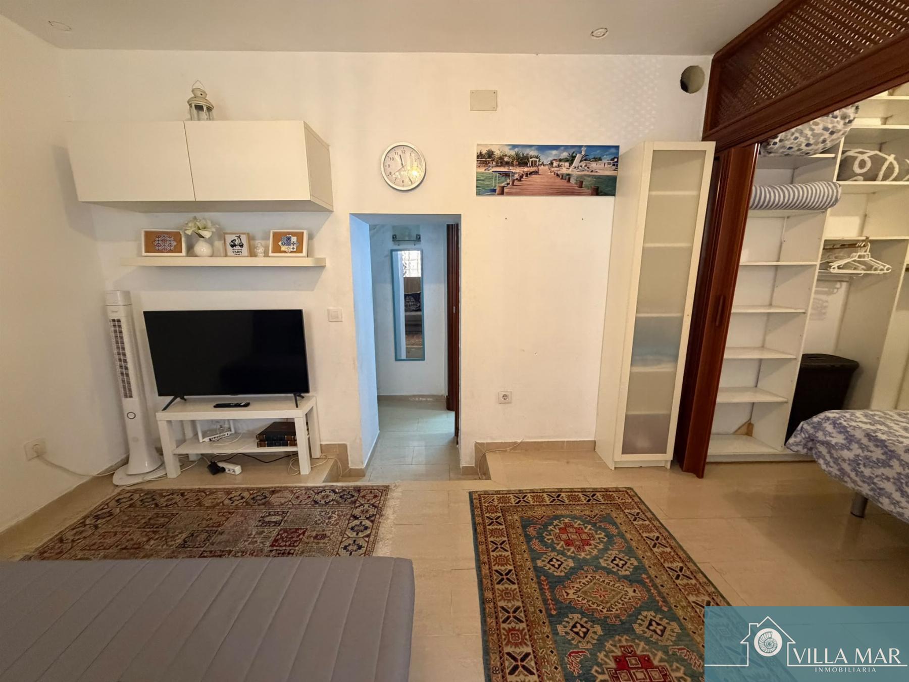 Venta de estudio en Rota
