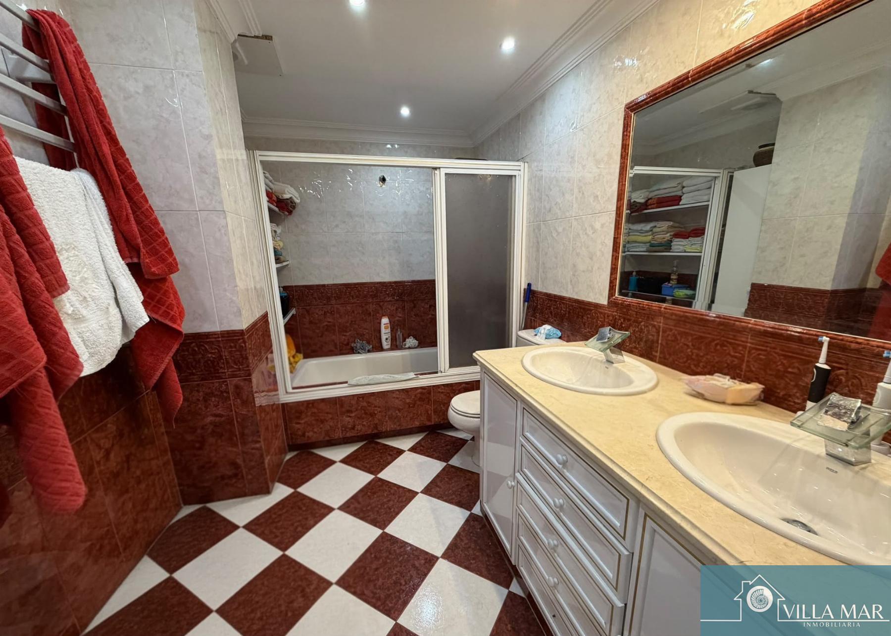 Venta de piso en Rota
