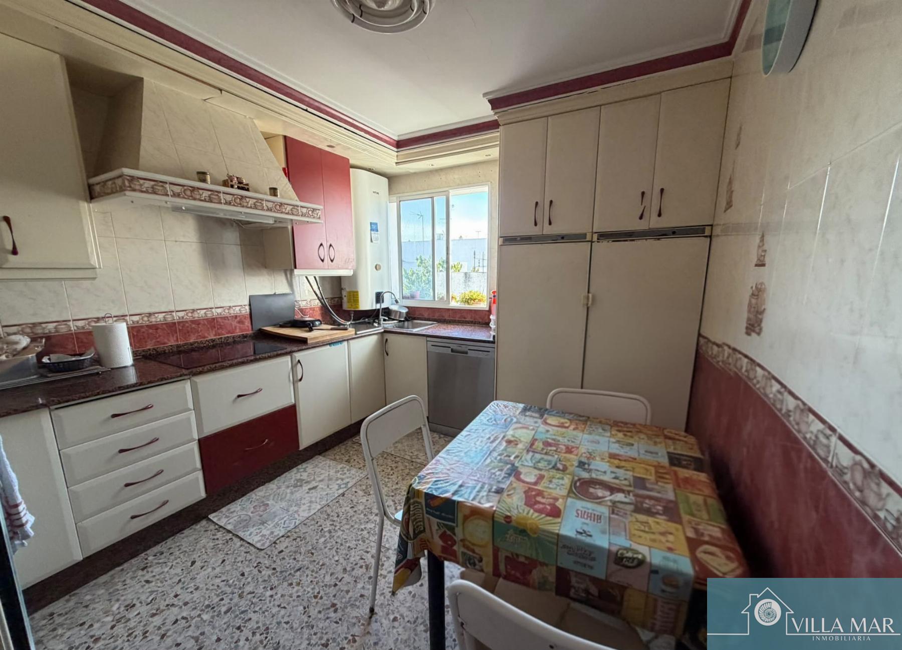 Venta de piso en Rota