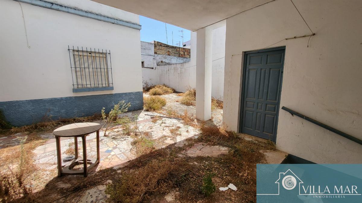 For sale of land in Rota