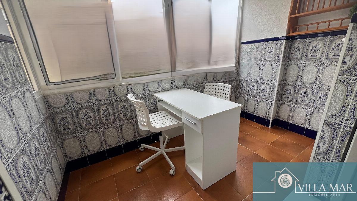 For sale of flat in Rota