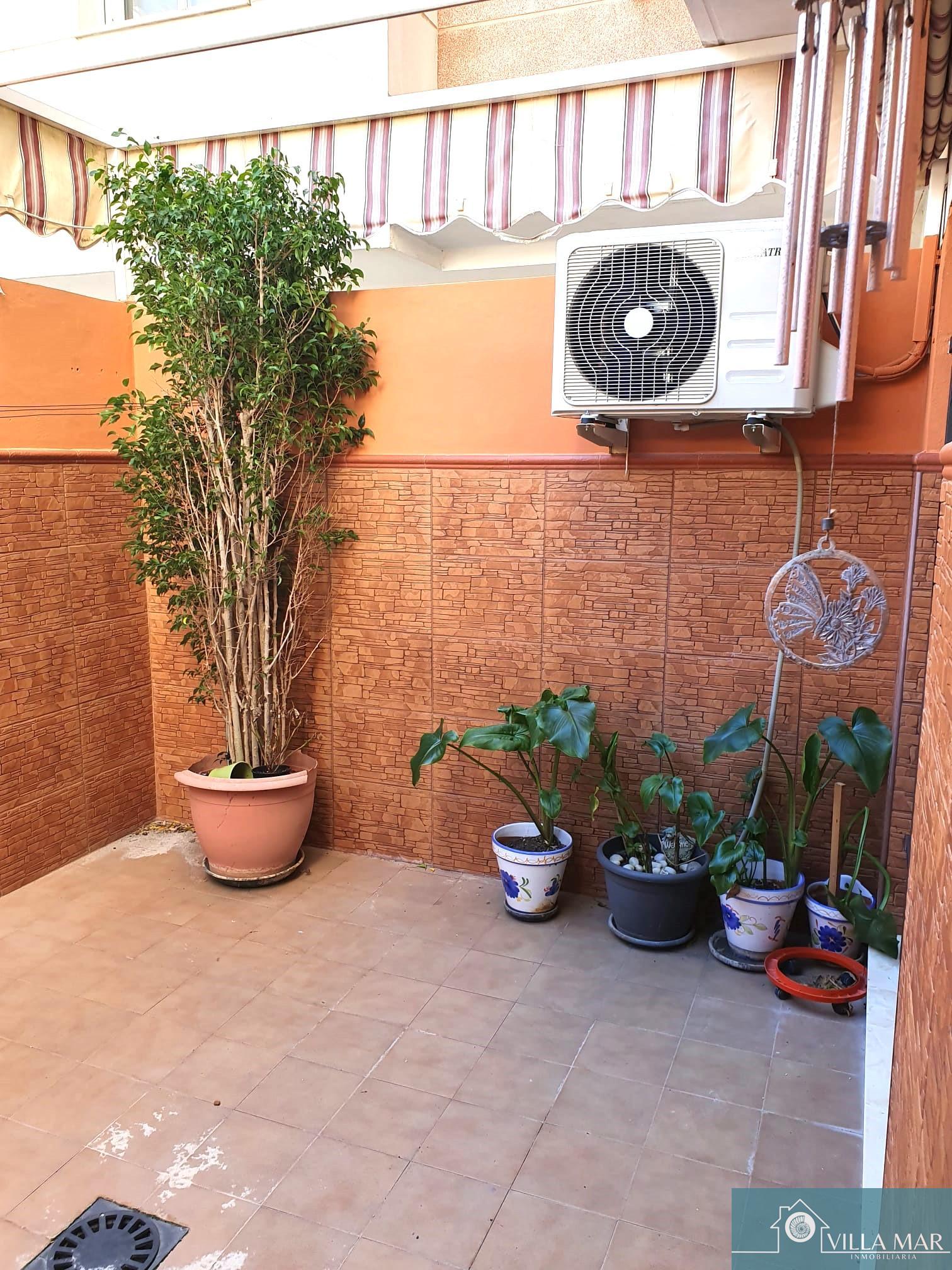 For sale of duplex in Rota