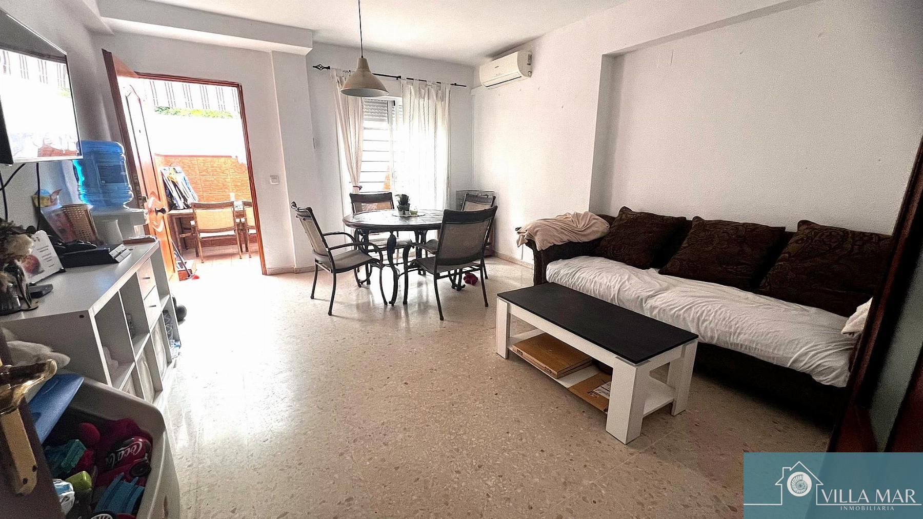 For sale of duplex in Rota