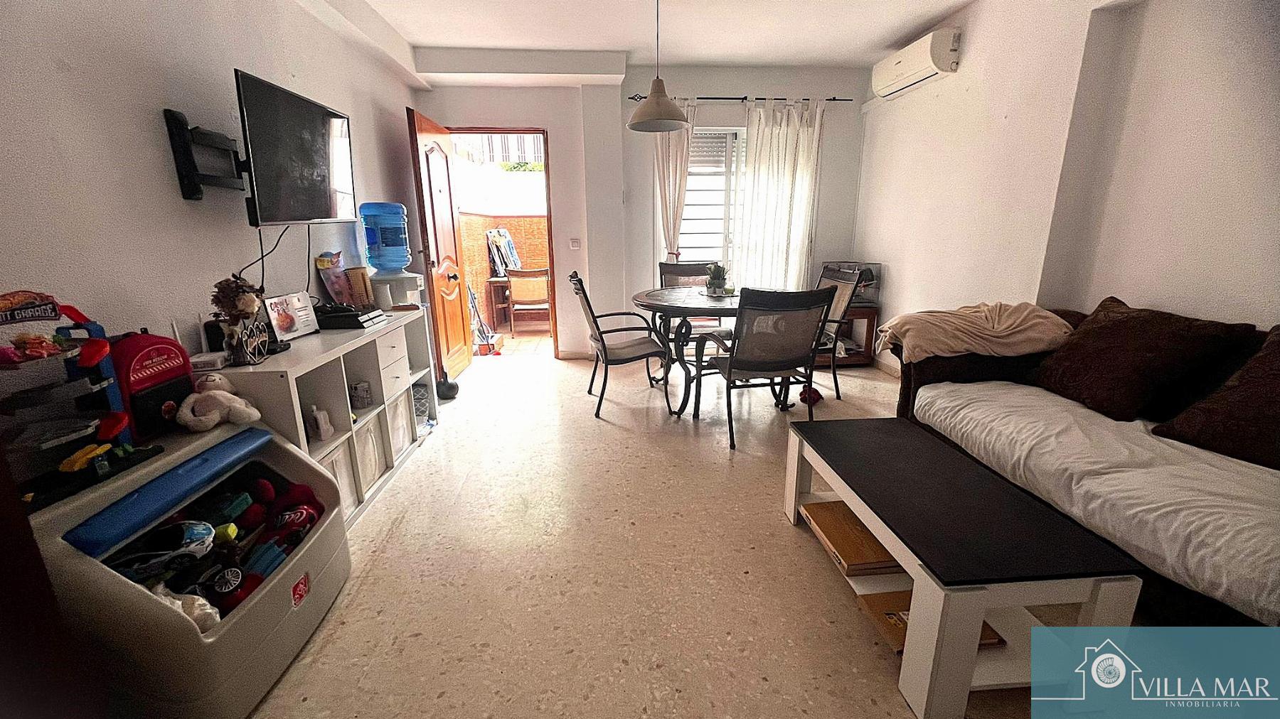For sale of duplex in Rota