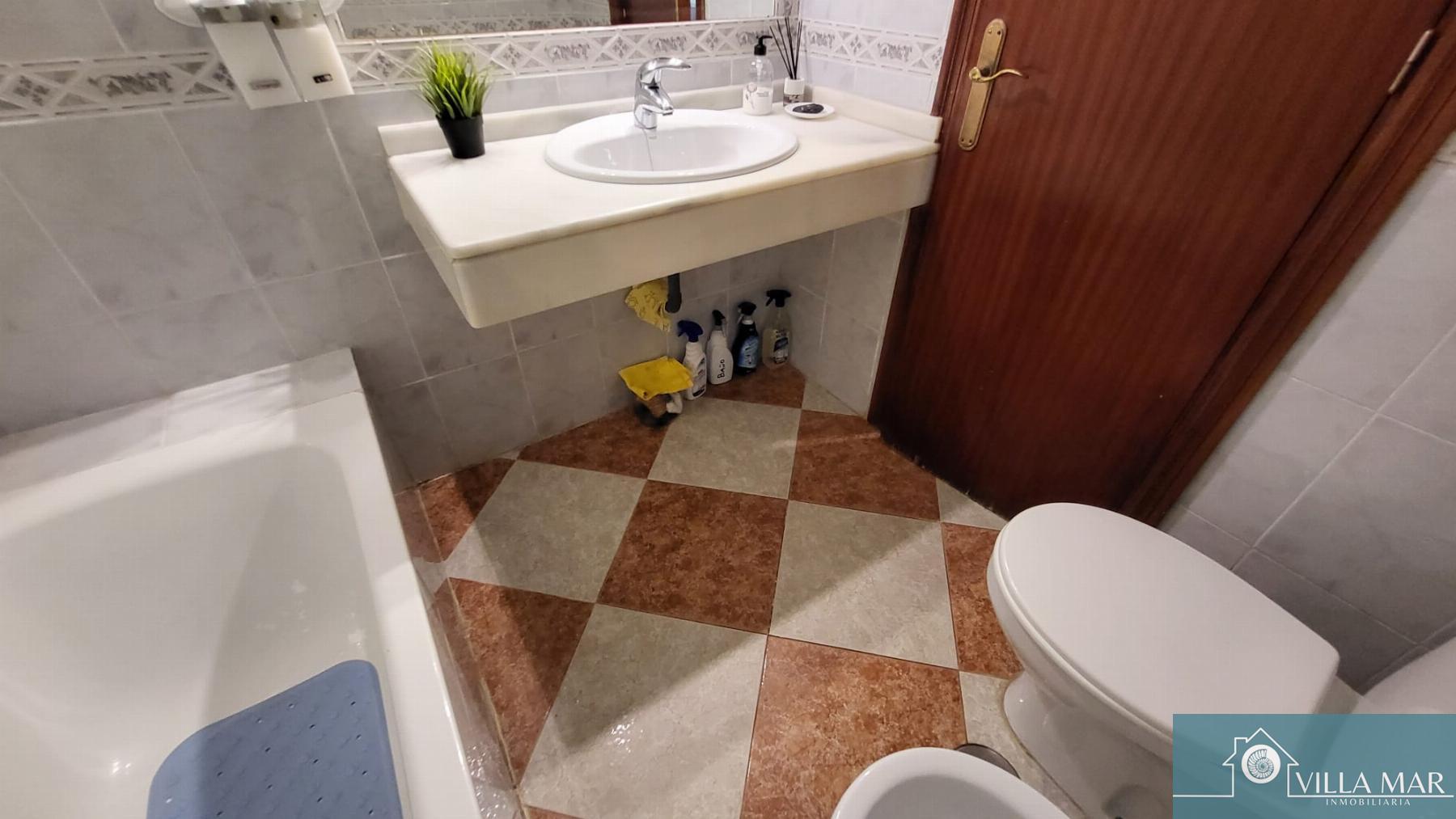 For sale of flat in Rota