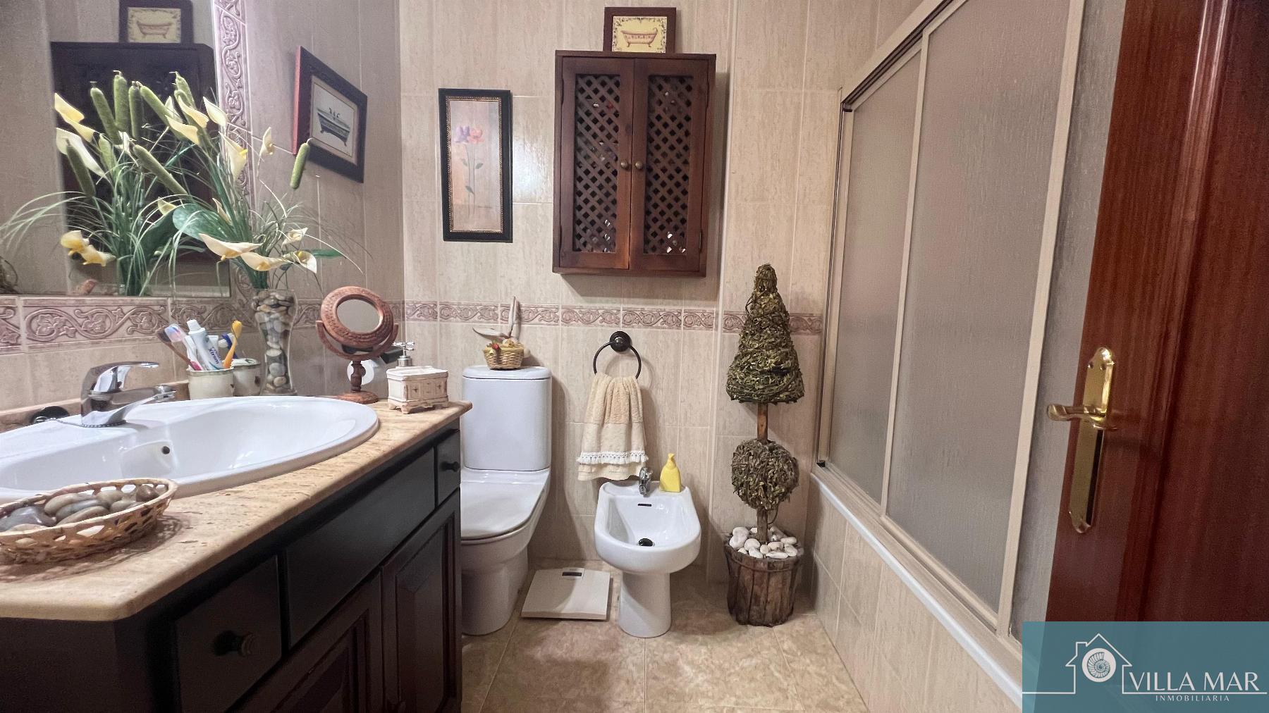 For sale of duplex in Rota