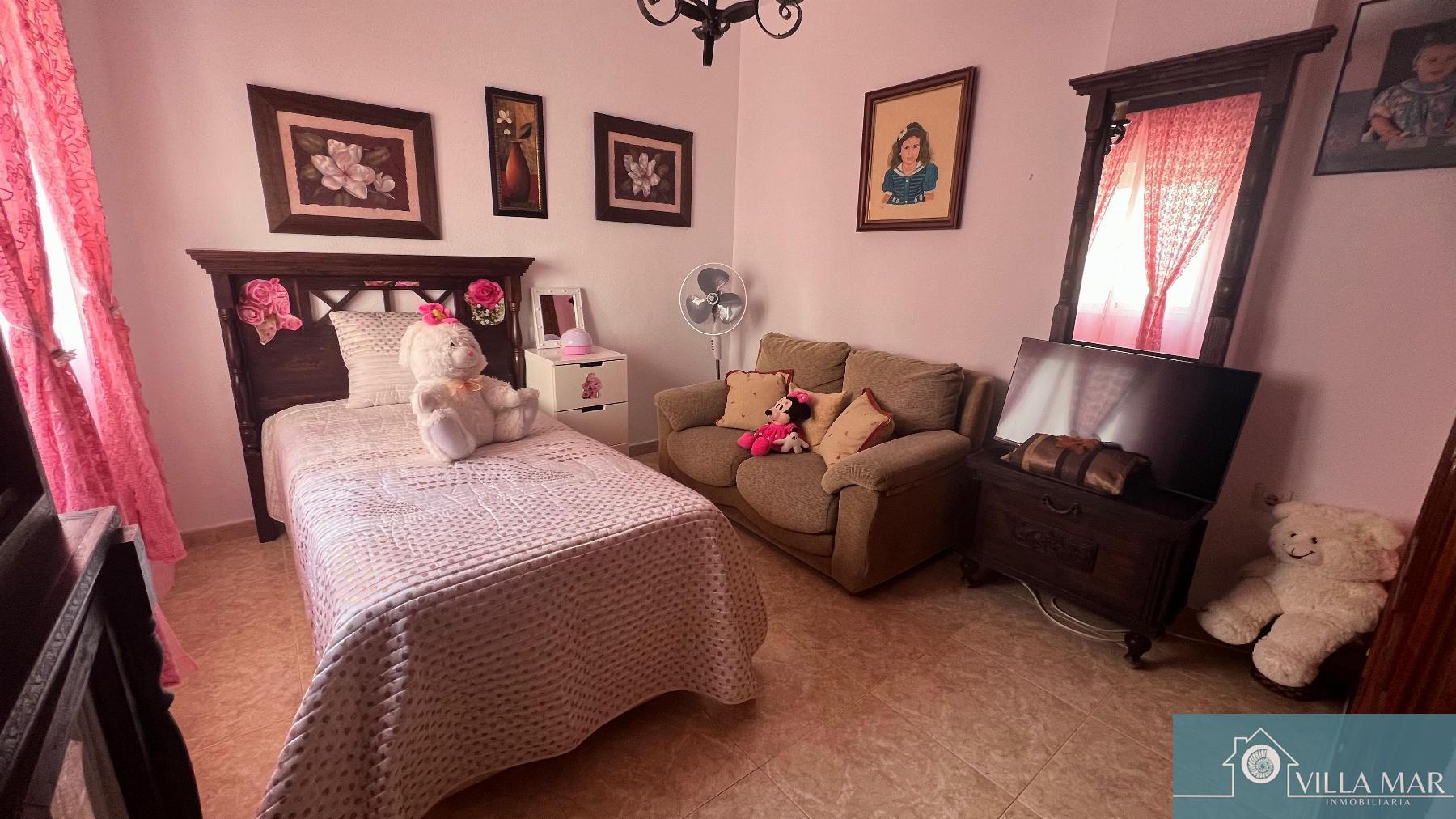 For sale of duplex in Rota