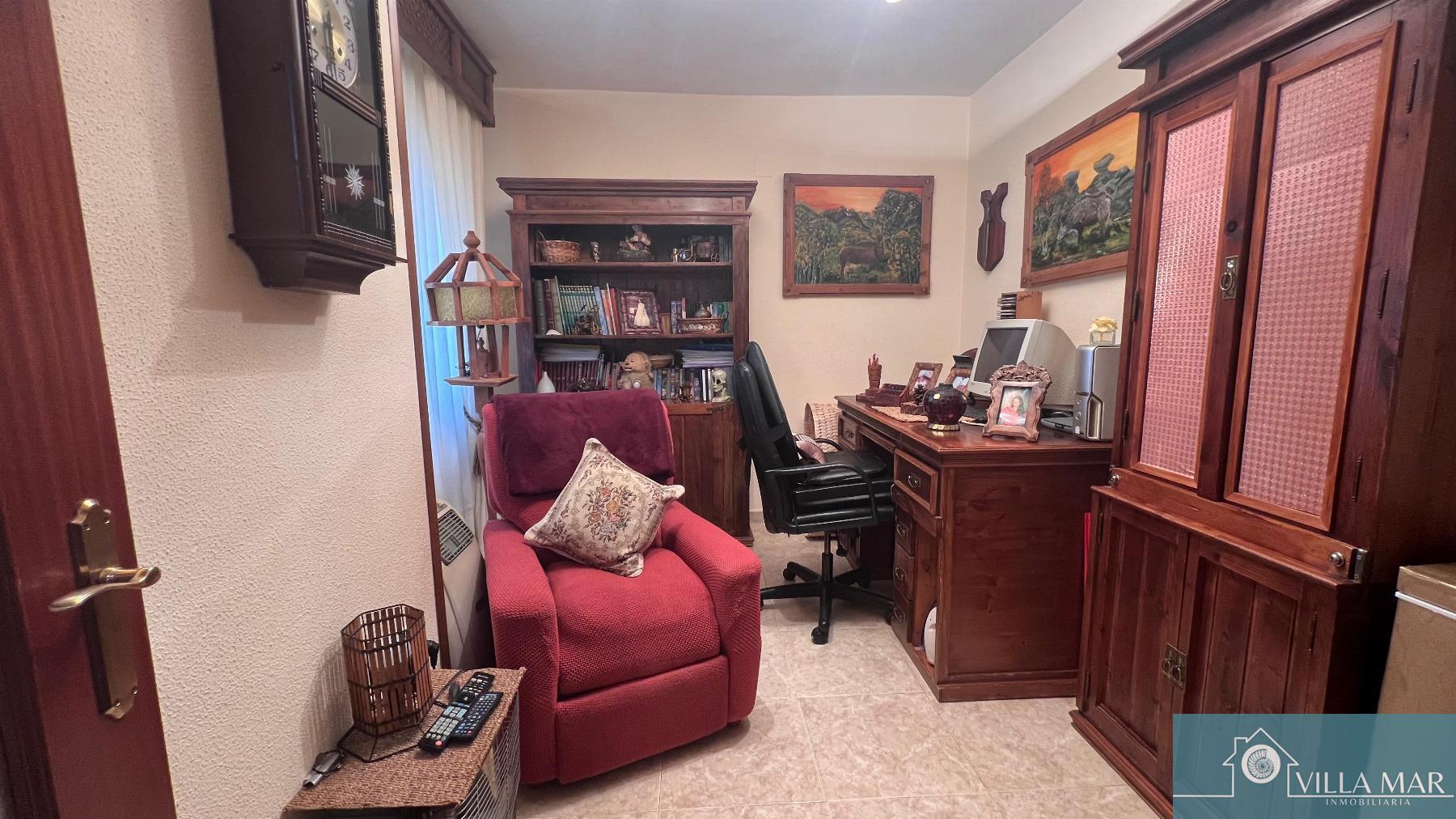For sale of duplex in Rota
