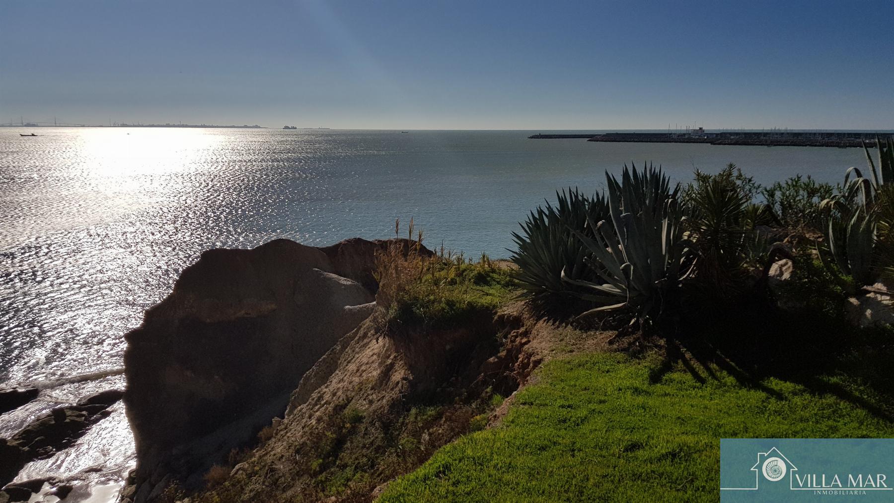 For sale of duplex in Rota