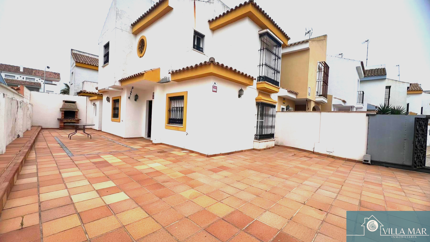 For sale of chalet in Rota