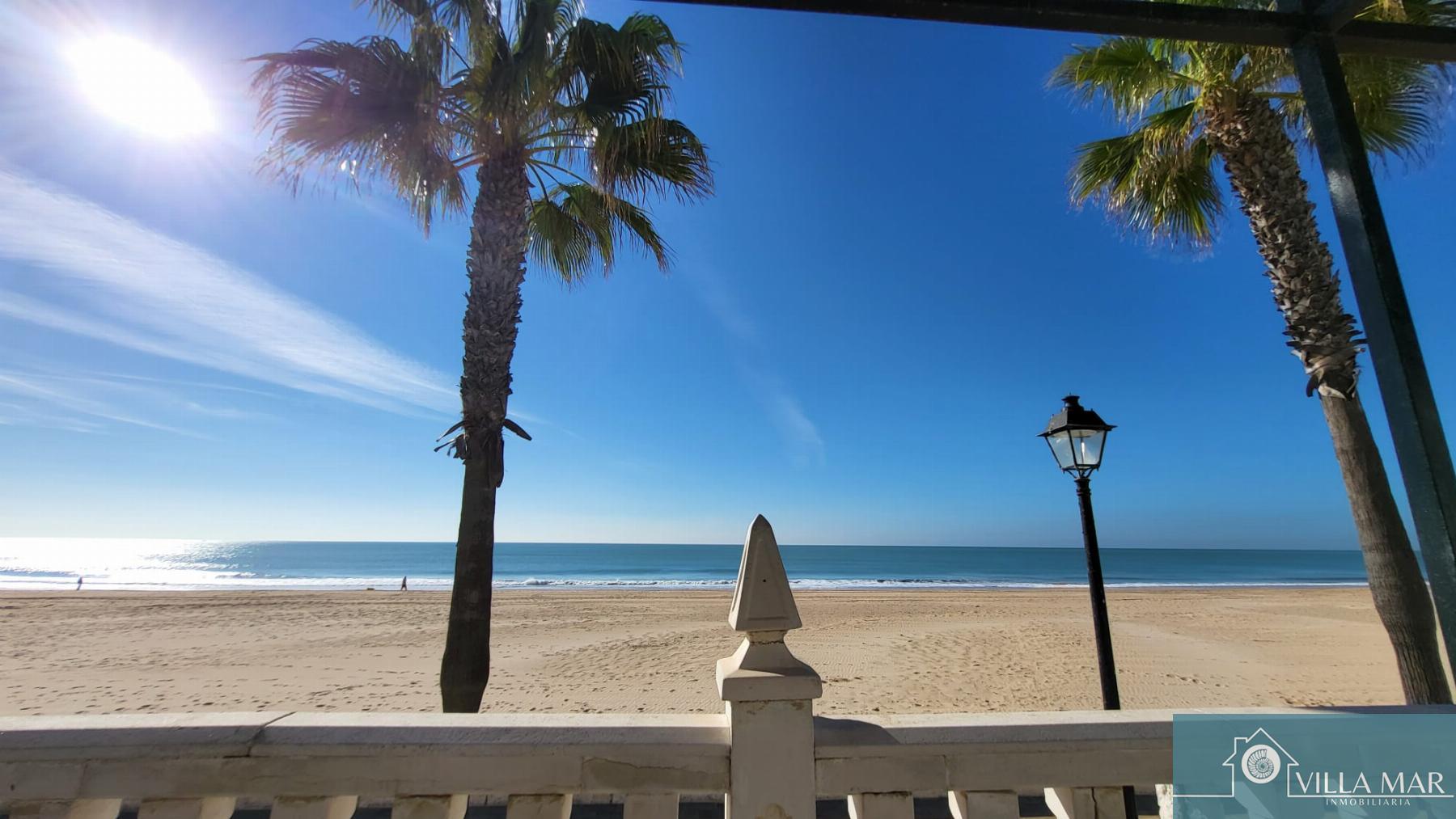 For sale of flat in Rota