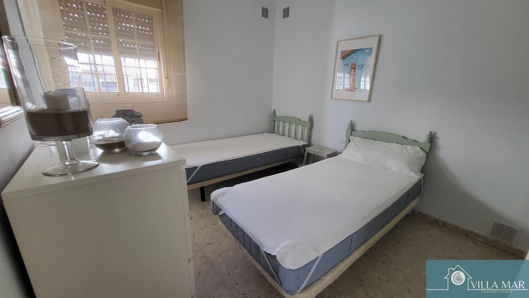 For sale of flat in Rota