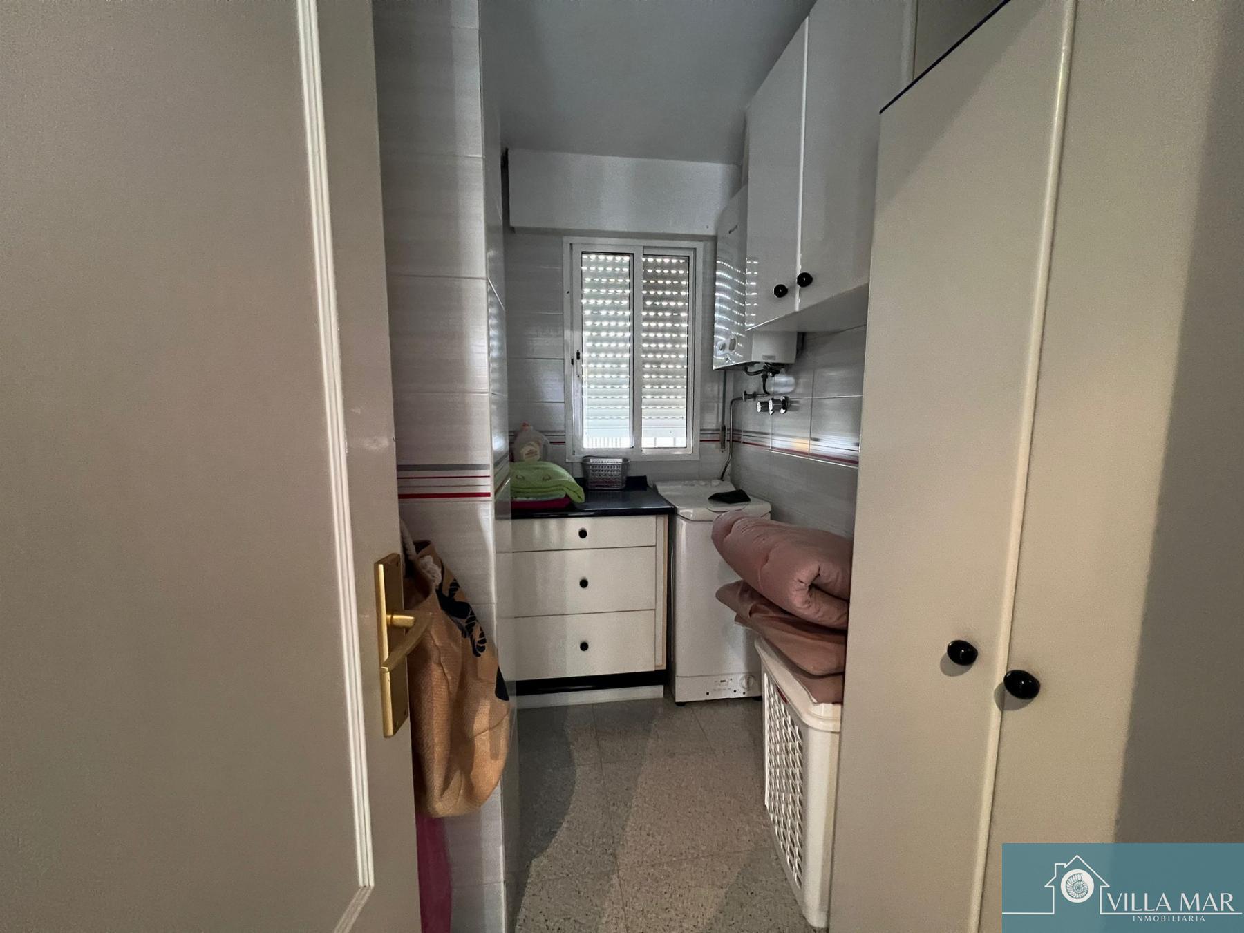 For sale of chalet in Rota