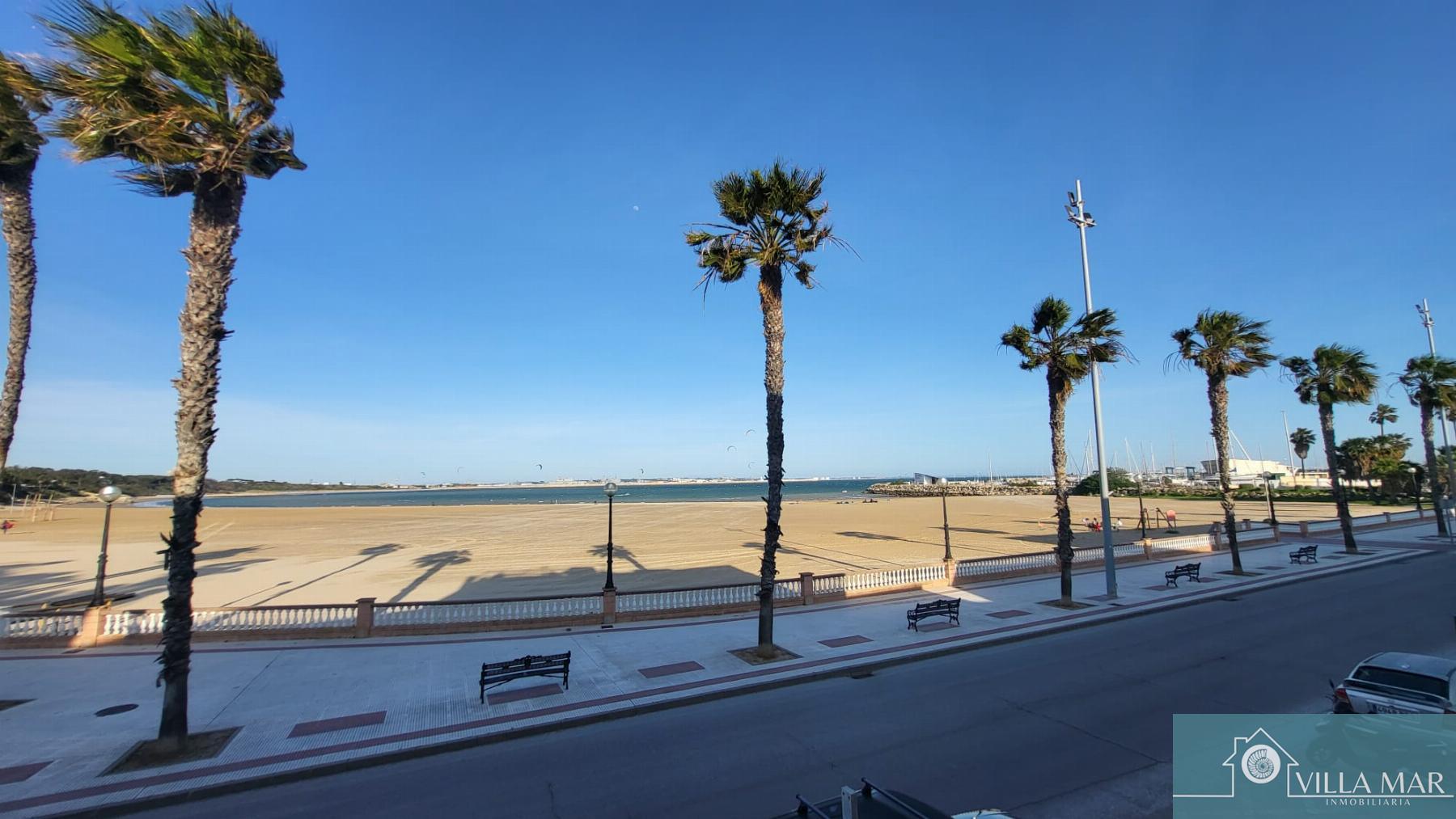 For sale of flat in Rota