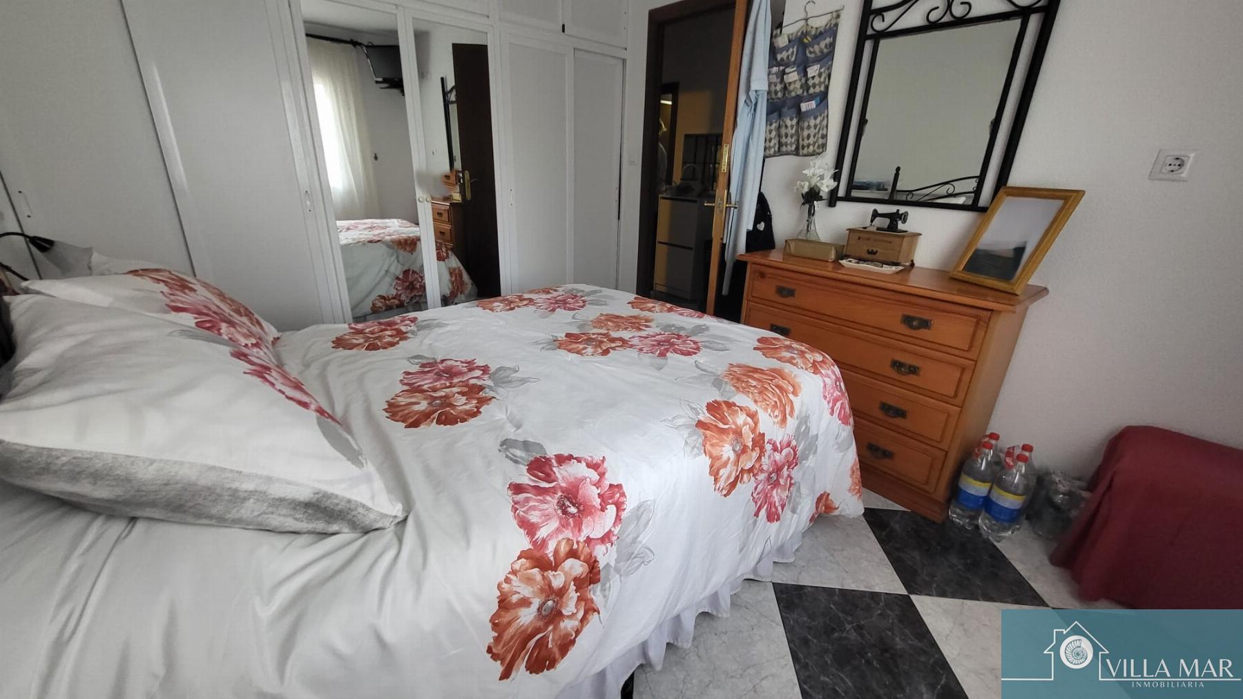 For sale of flat in Rota
