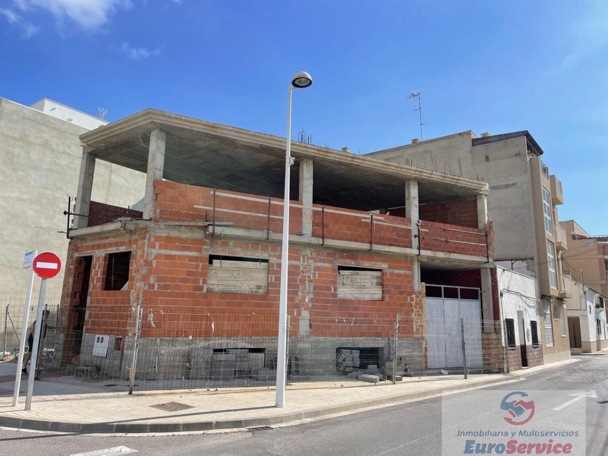 For sale of chalet in Puerto de Sagunto