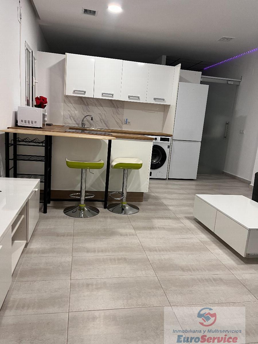 Alquiler de estudio en Chiva