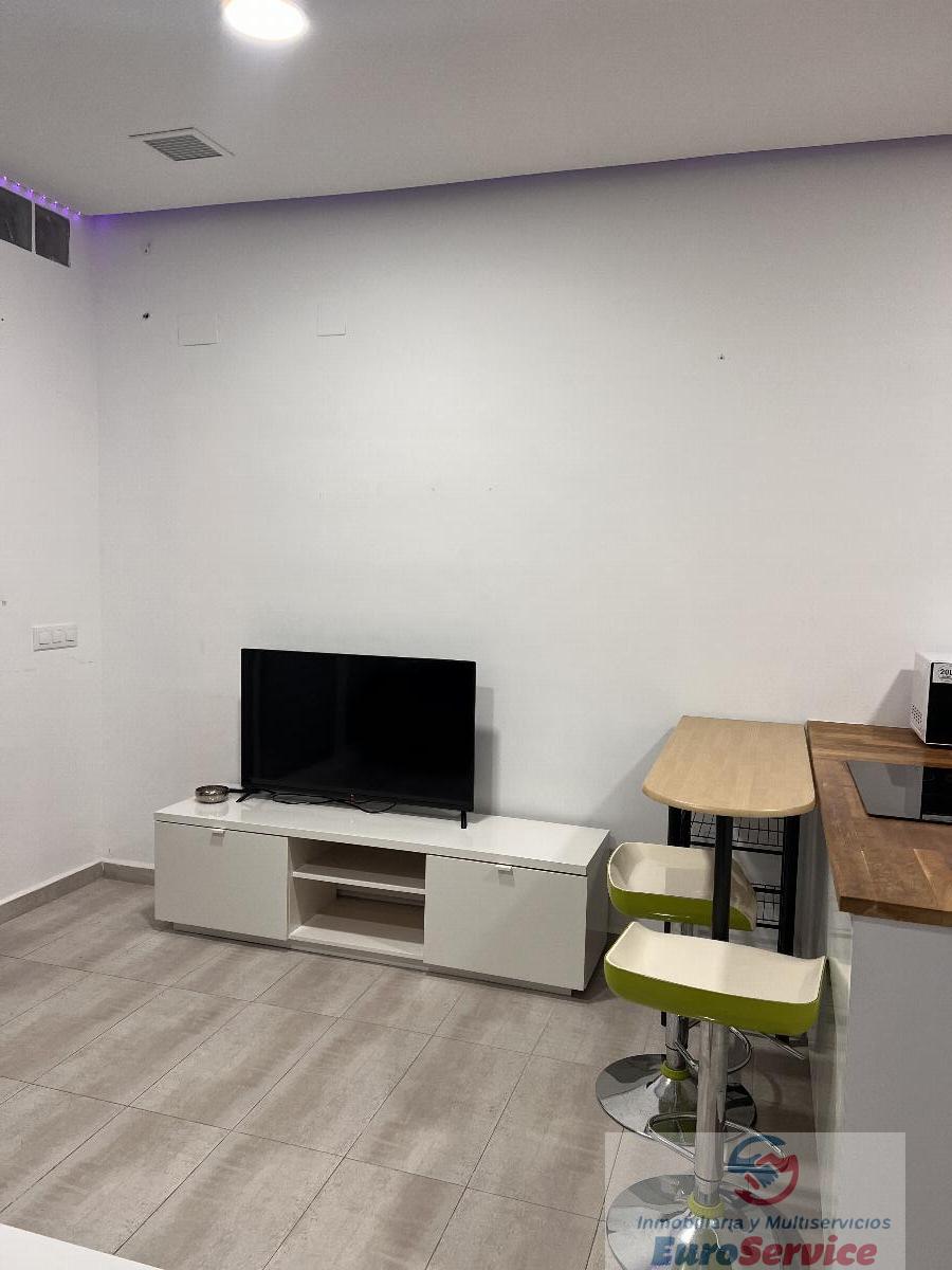 Alquiler de estudio en Chiva
