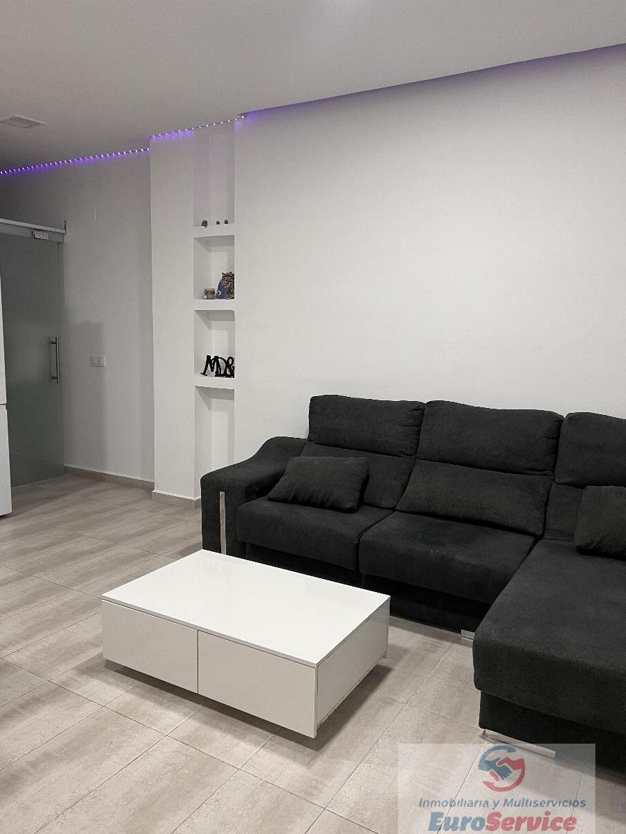 Alquiler de estudio en Chiva
