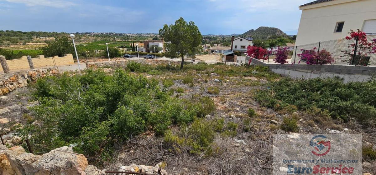 Venta de terreno en Monserrat