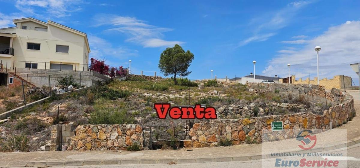 Venta de terreno en Monserrat