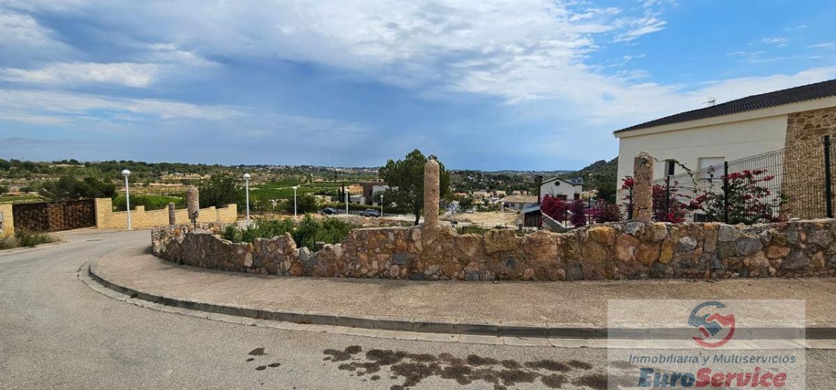 Venta de terreno en Monserrat