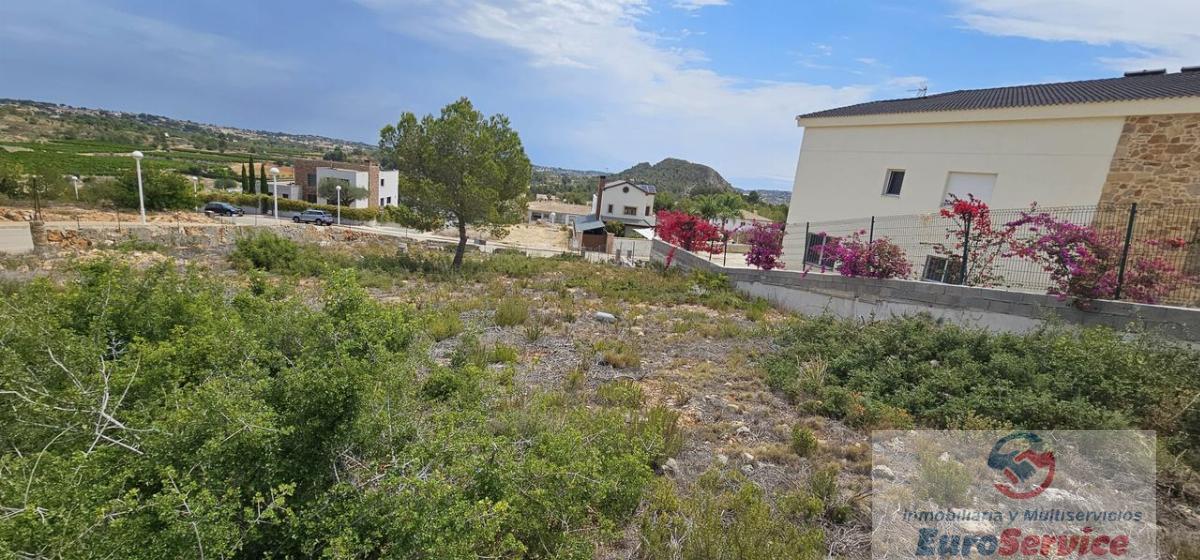 Venta de terreno en Monserrat