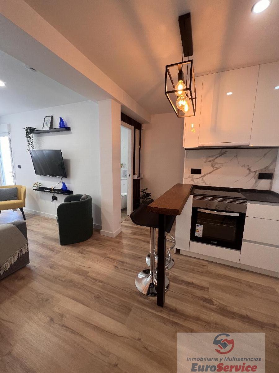 For sale of flat in Valencia