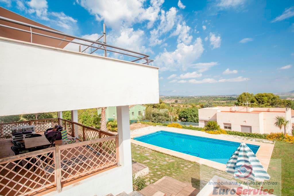 Alquiler de chalet en Chiva