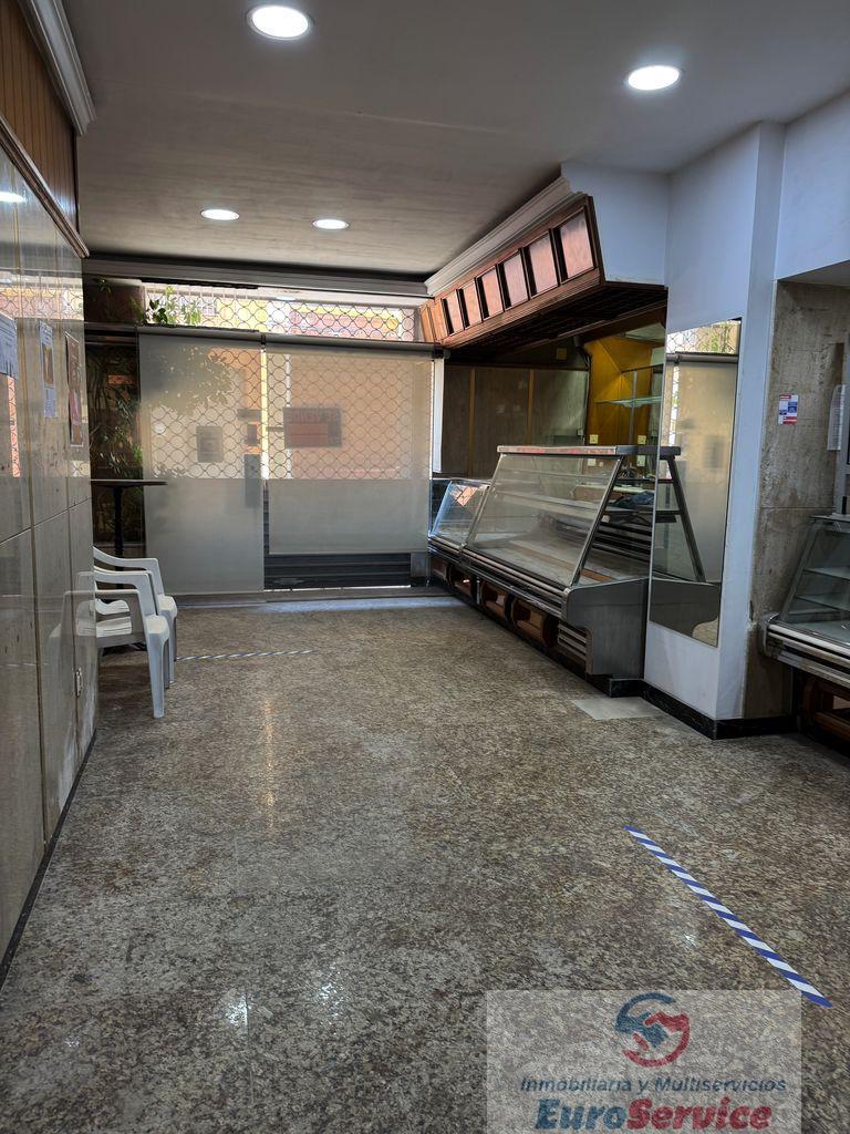 For sale of commercial in Massamagrell