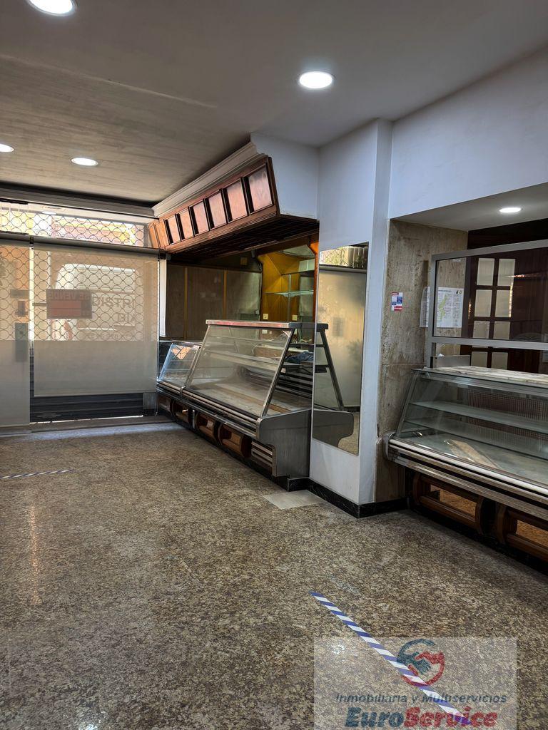 For sale of commercial in Massamagrell