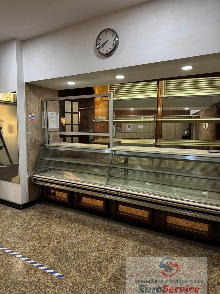 For sale of commercial in Massamagrell