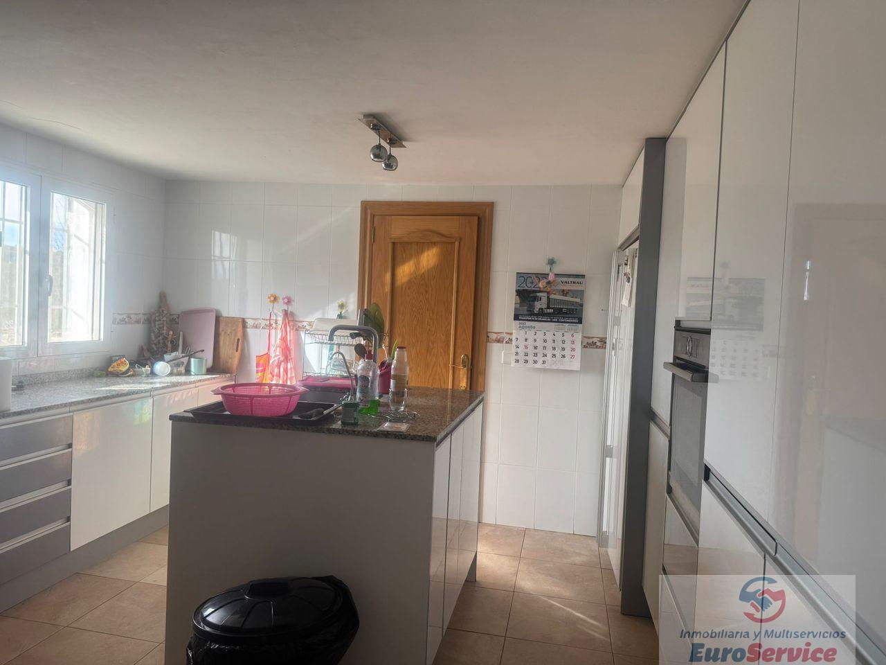 For sale of chalet in Villar del Arzobispo
