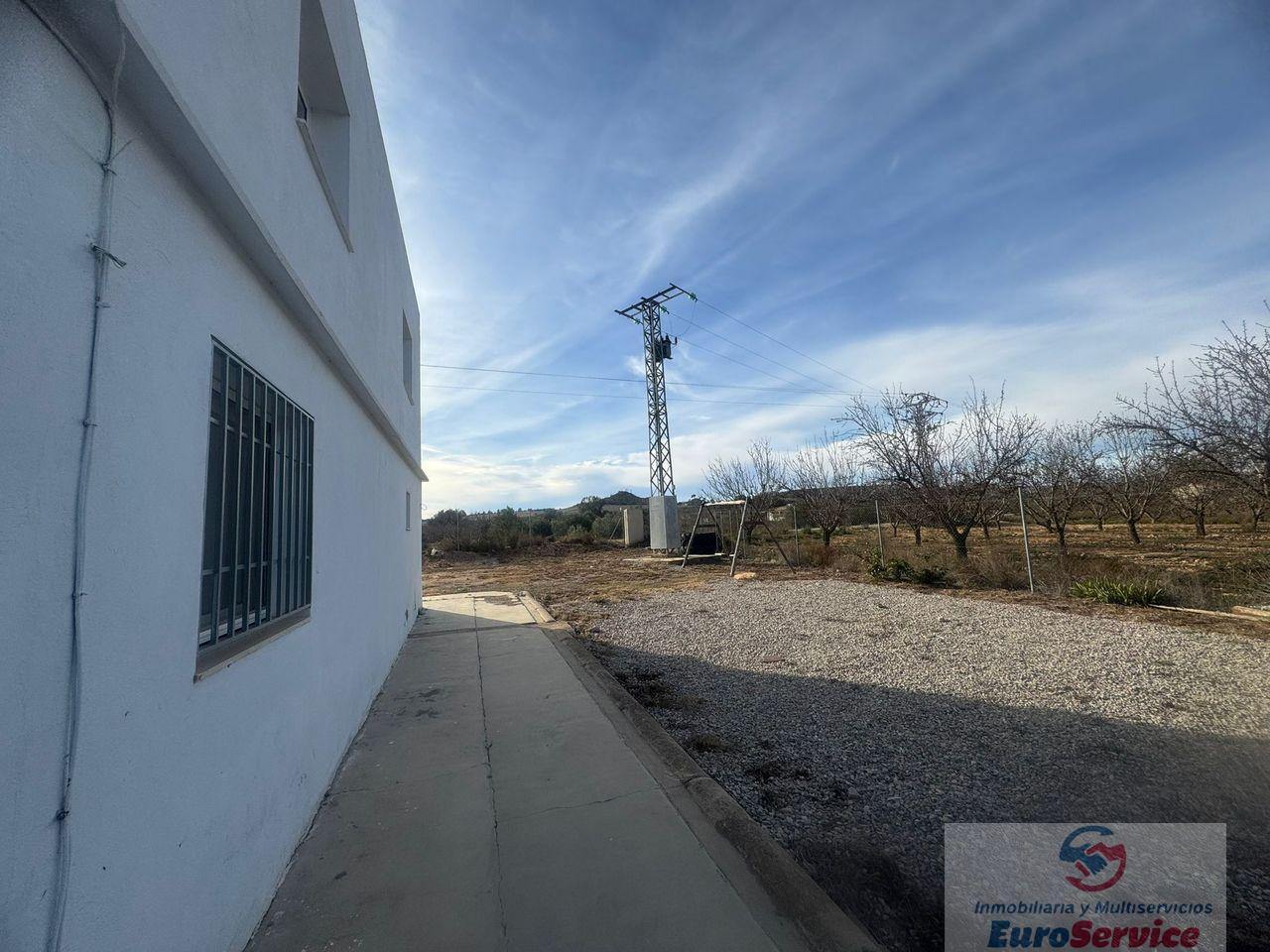 For sale of chalet in Villar del Arzobispo