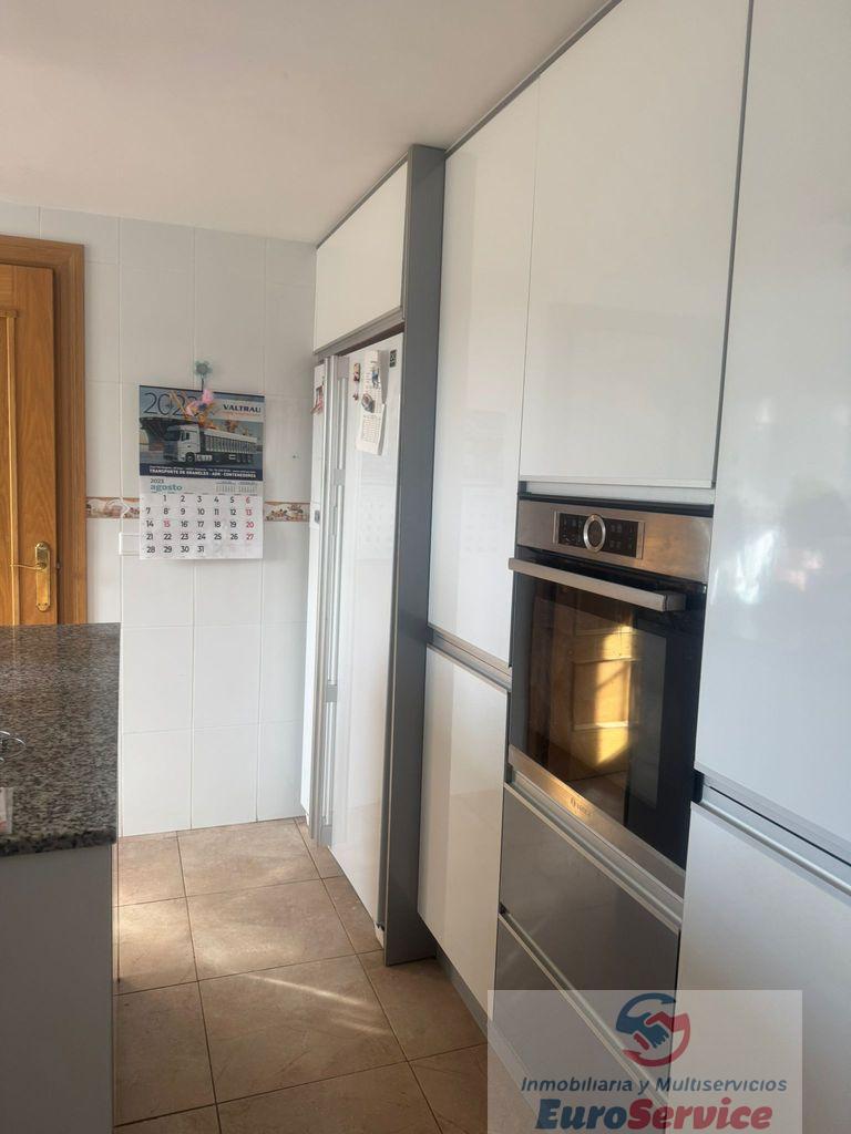 For sale of chalet in Villar del Arzobispo