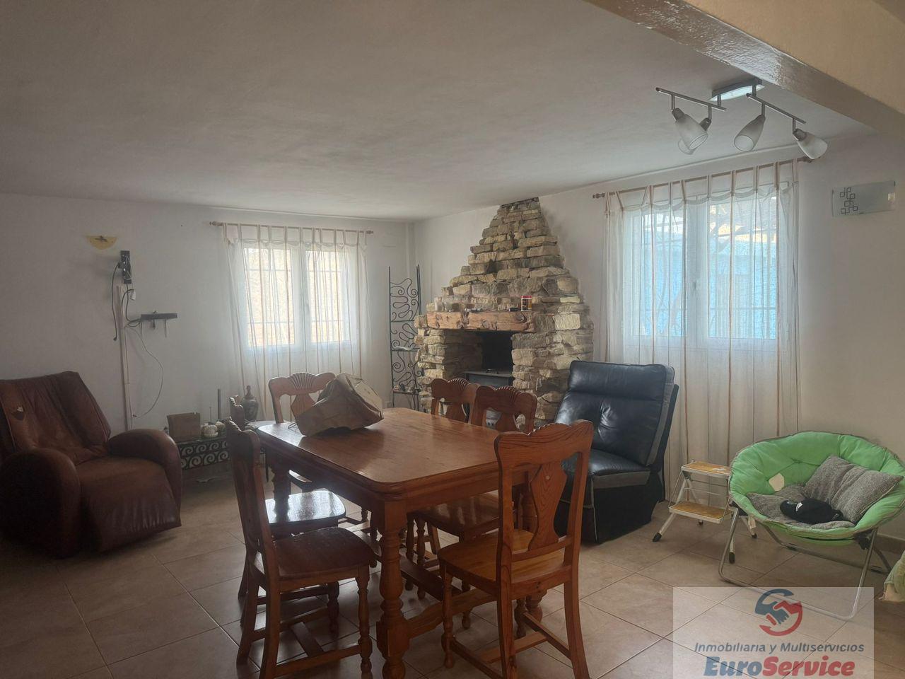 For sale of chalet in Villar del Arzobispo