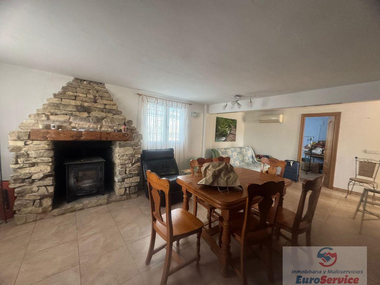 For sale of chalet in Villar del Arzobispo