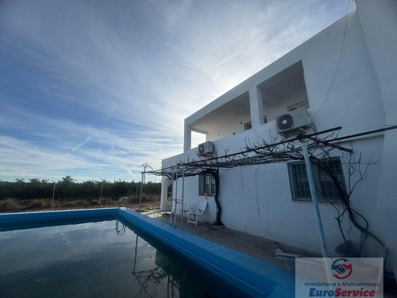 For sale of chalet in Villar del Arzobispo