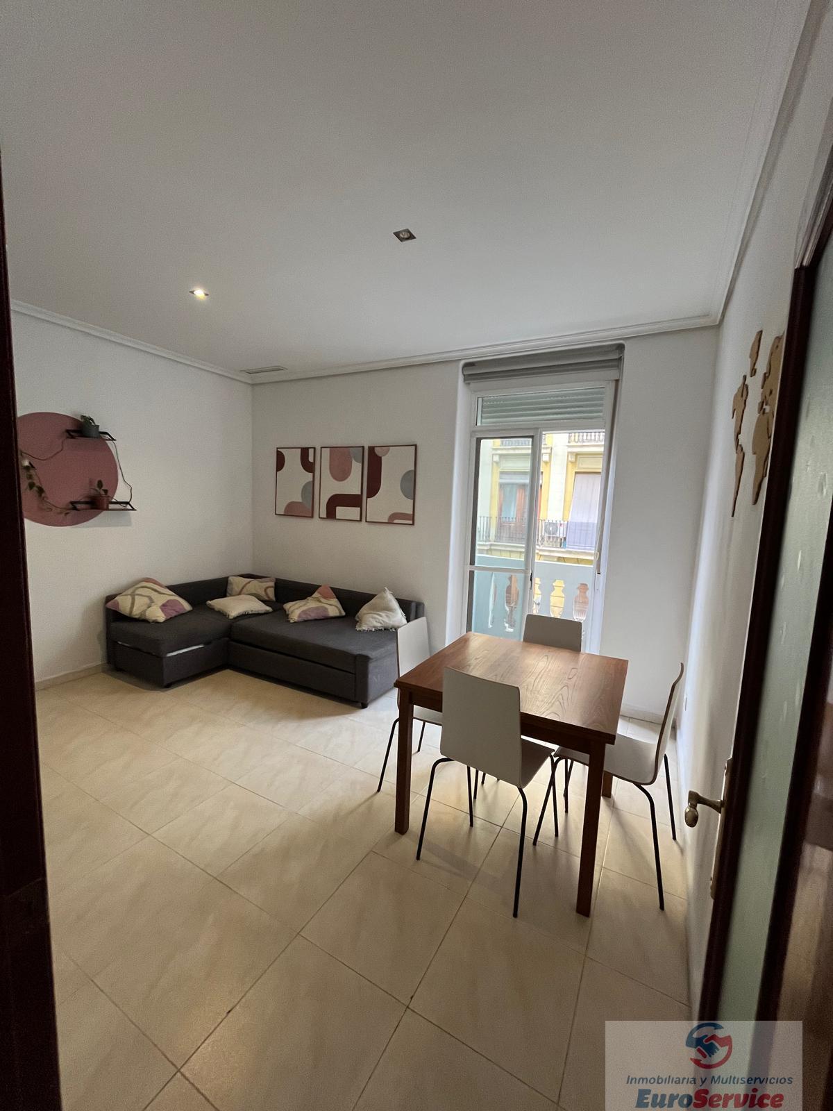 For rent of apartment in Valencia
