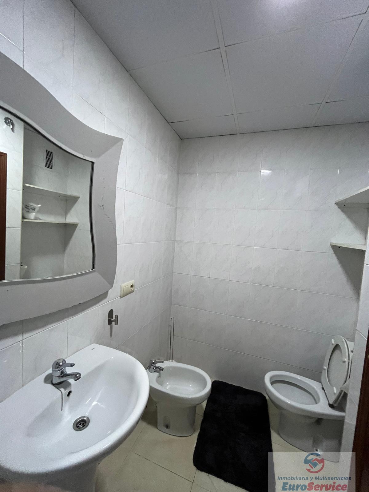 For rent of apartment in Valencia