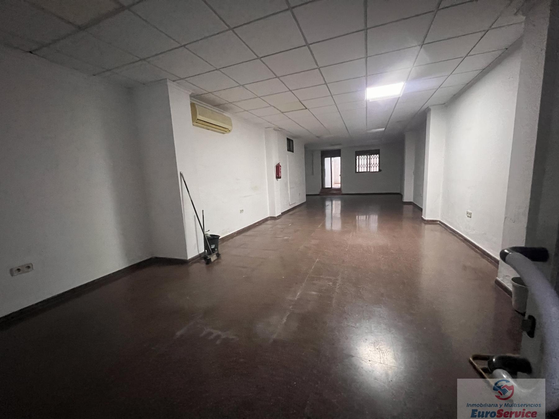 For rent of premises in Valencia